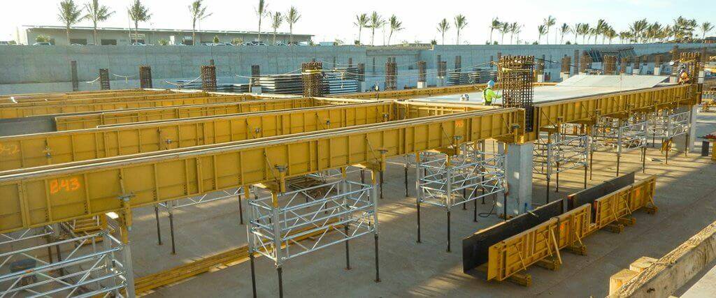 EFCO Formwork at Consolidated Rent-A-Car facility on the Kahului Airport runway - Kahului, Maui, Hawaii