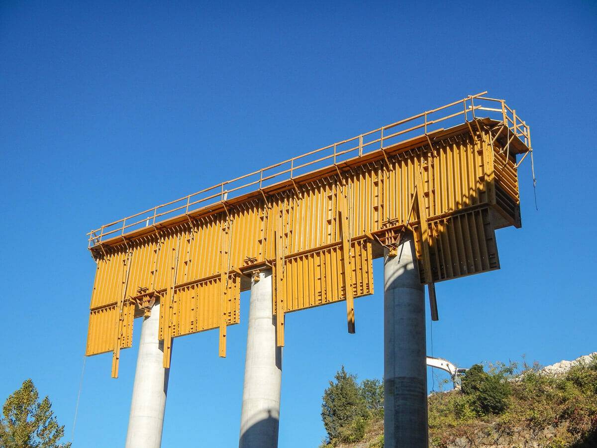 PLATE GIRDER SelfSpanning Formwork EFCO Formwork Solutions