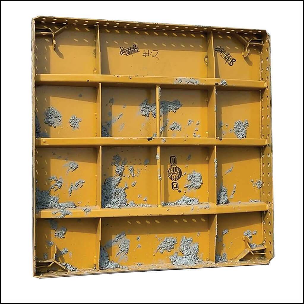 EFCO formwork maintenance - concrete build up on formwork image