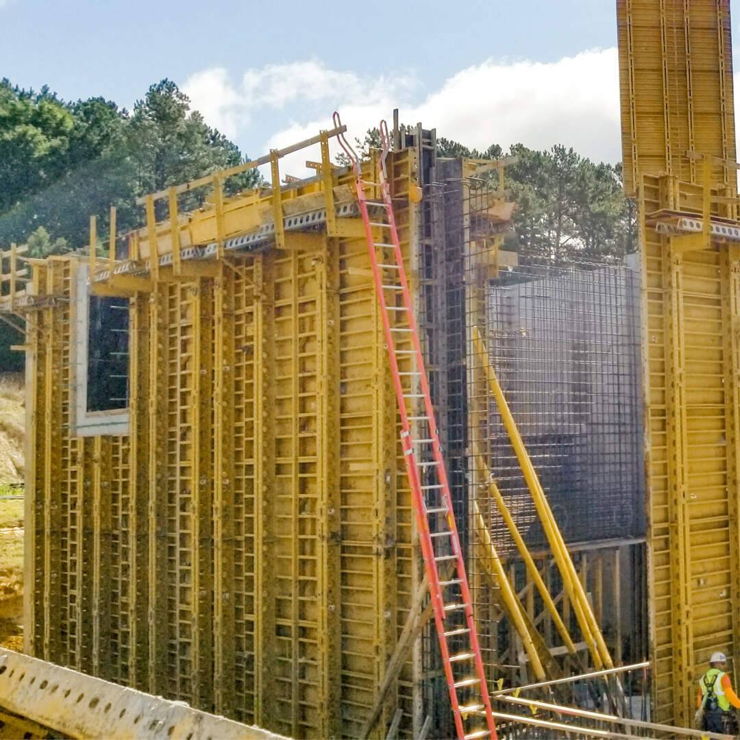 Lateral Concrete Pressures for High Walls | Formwork for Concrete Construction