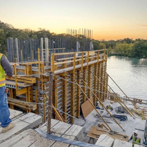 Cast-In-Place Concrete for Dam Construction | EFCO E-BEAM & SUPER STUD