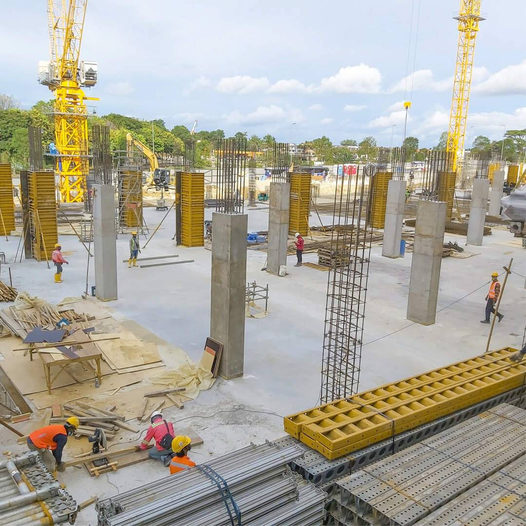 Formwork Cycling of Assembled Columns | Picked by a crane and moved without disassembly